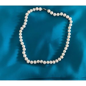 Pearl necklace